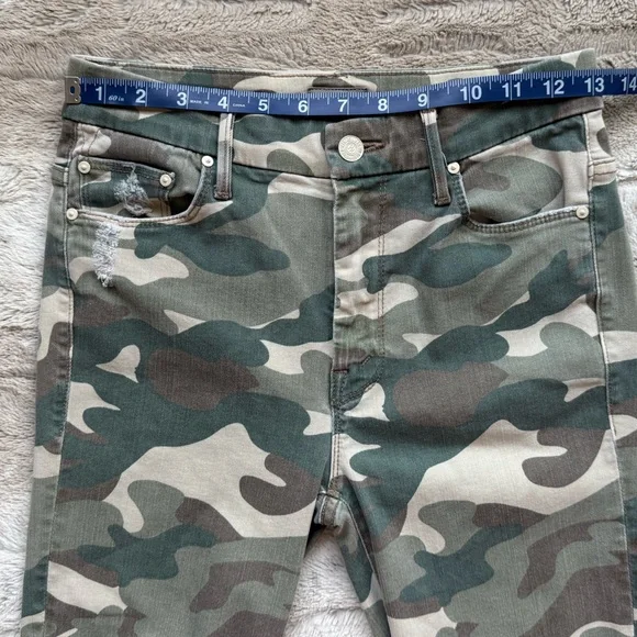 MOTHER High Waisted Looker Ankle Fray in See Me Size 25 - Picture 8 of 13